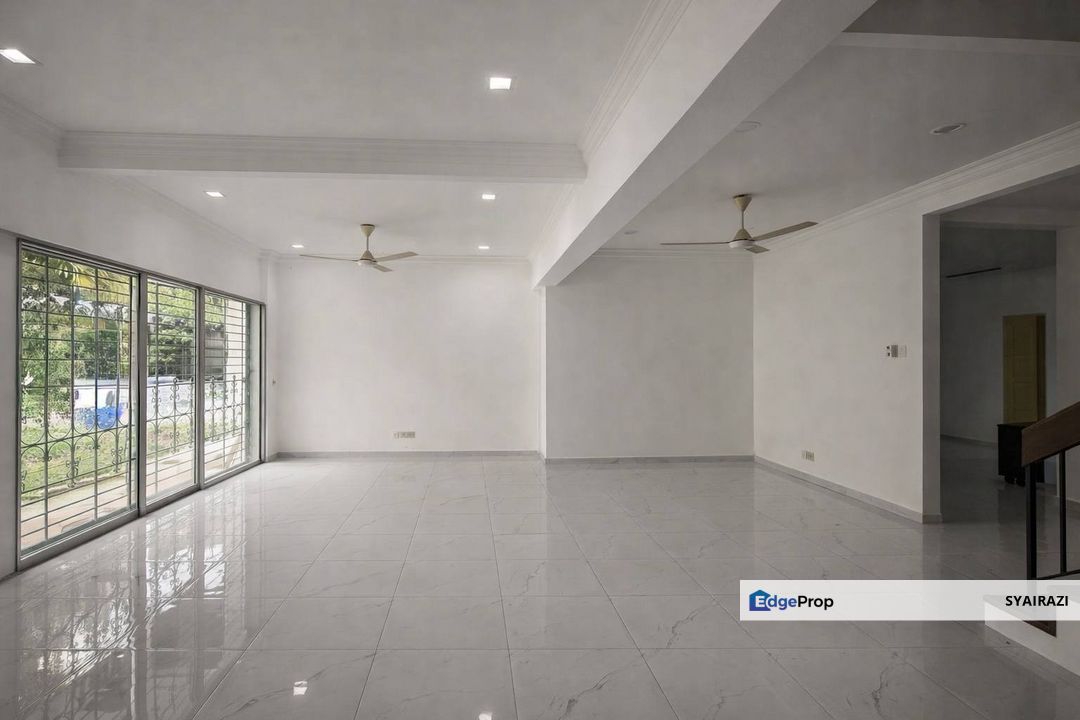 REFURBISHED Double Storey Semi Detached House Taman Cuepacs, Batu 9, Cheras, Selangor, Batu 9th Cheras