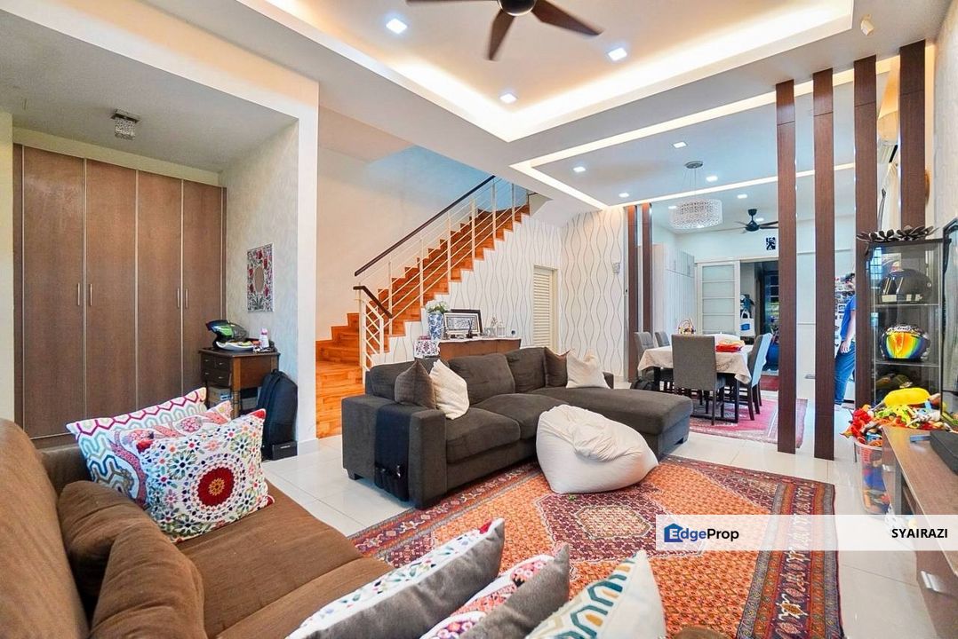 END LOT Double Storey Terrace Sierra Ukay, Ampang, Selangor, Ampang