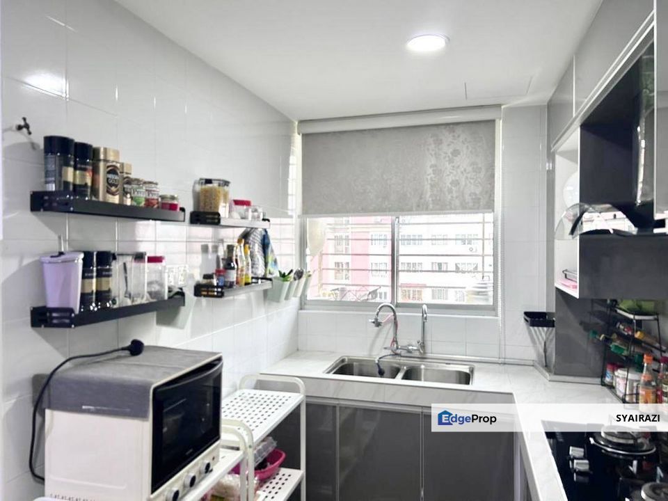 CORNER UNIT RENOVATED Tasik Heights Apartment, Bandar Tasik Selatan, Kuala Lumpur, Kuala Lumpur, Bandar Tasik Selatan