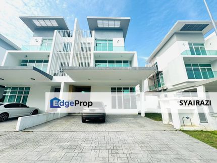 RENOVATED 3 Storey Semi-D Clover Garden Residence, Cyberjaya, Selangor, Cyberjaya