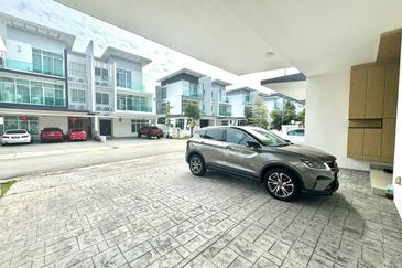 Clover Garden Residences