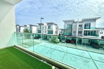 Clover Garden Residences