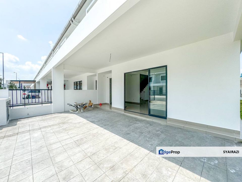 END LOT 2 Storey Superlink House Sejati Lakeside, Cyberjaya, Selangor, Cyberjaya