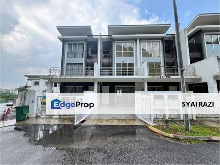 PARTIALLY FURNISHED 3 Storey Terrace Bayu Heights 2, Serdang, Seri Kembangan, Selangor, Seri Kembangan