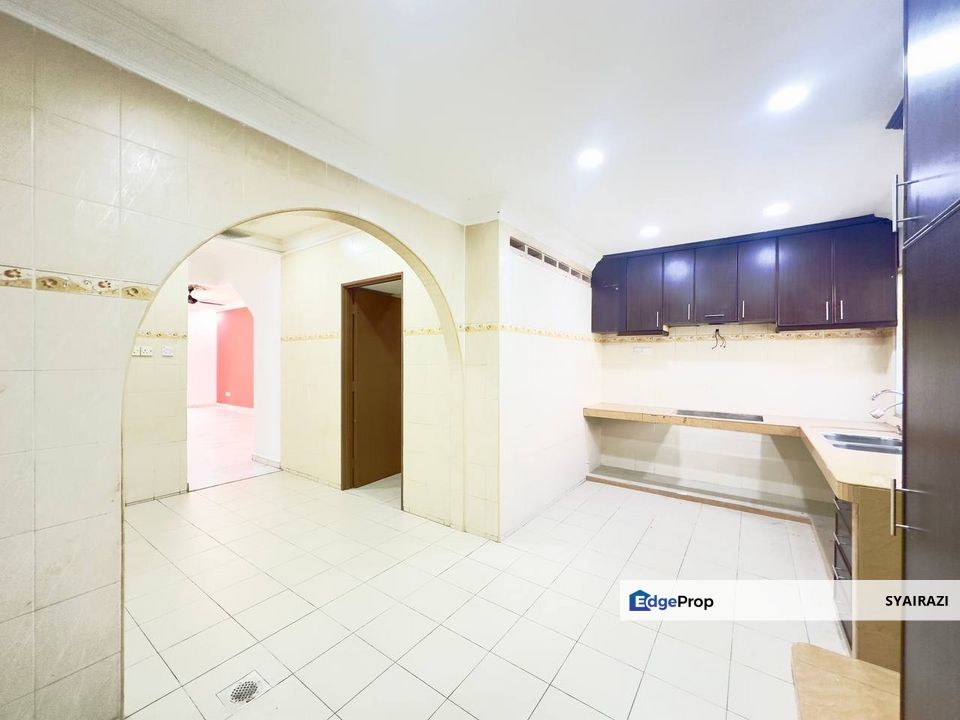 FACING OPEN Double Storey Terrace Taman Pinggiran USJ 3, USJ, Subang Jaya, Selangor, USJ