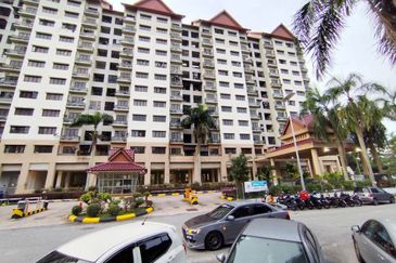 Kristal Villa Condominium