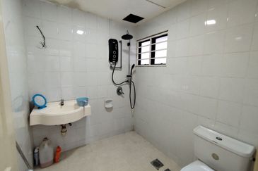 Kristal Villa Condominium