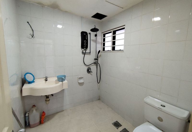 Kristal Villa Condominium