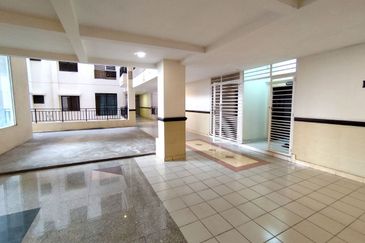 Kristal Villa Condominium