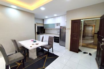 Kristal Villa Condominium