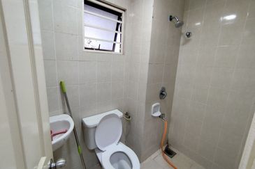 Kristal Villa Condominium