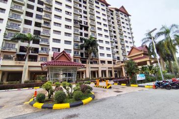 Kristal Villa Condominium