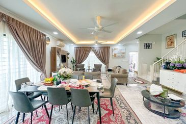 Laman Delfina @ Nilai Impian