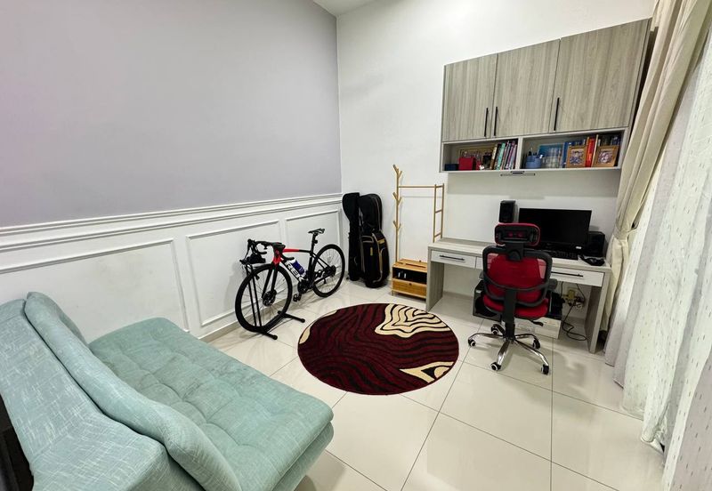 Tenderfields @ Eco Majestic