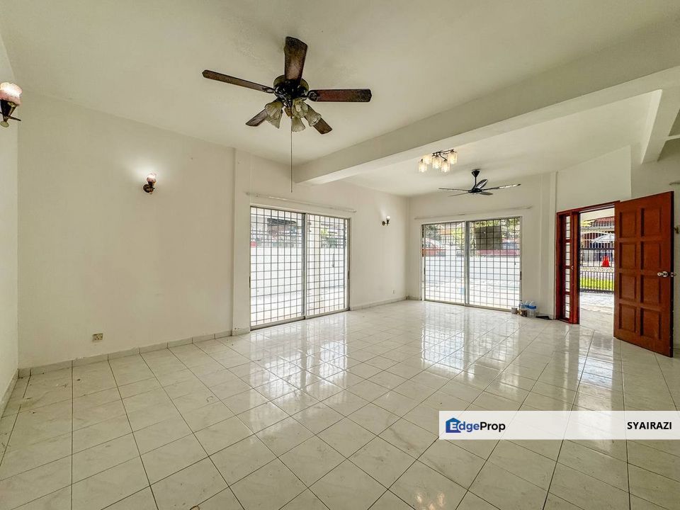 FREEHOLD Double Storey Semi D Taman Taming Jaya, Balakong, Selangor, Balakong