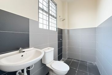 Pusat Bandar Putra Permai