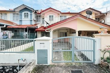 Pusat Bandar Putra Permai