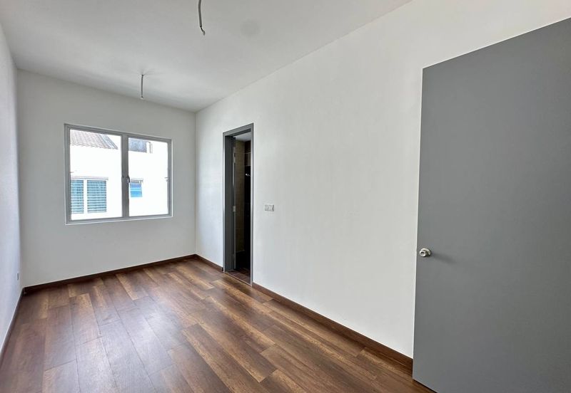 Taman Midori @ Kajang Precinct 2