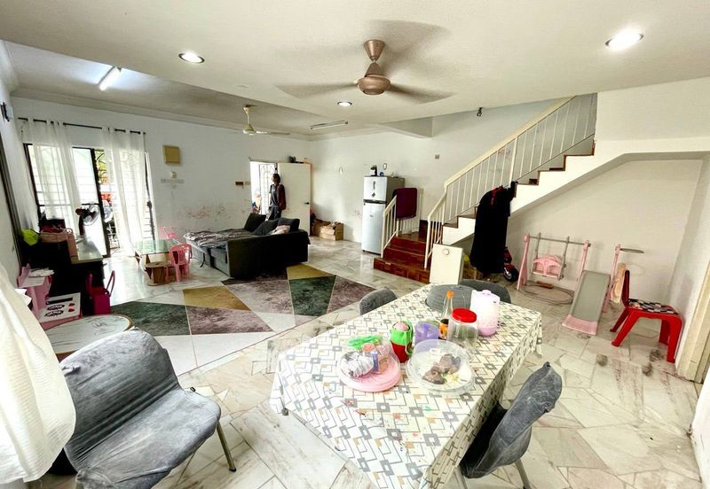 Taman Saujana Puchong