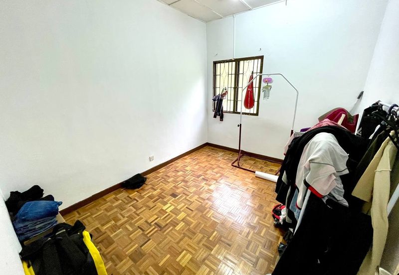 Taman Saujana Puchong