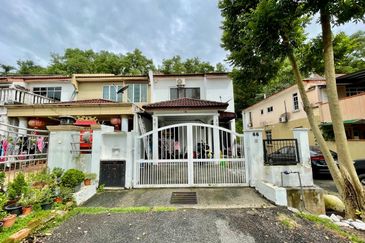 Taman Saujana Puchong