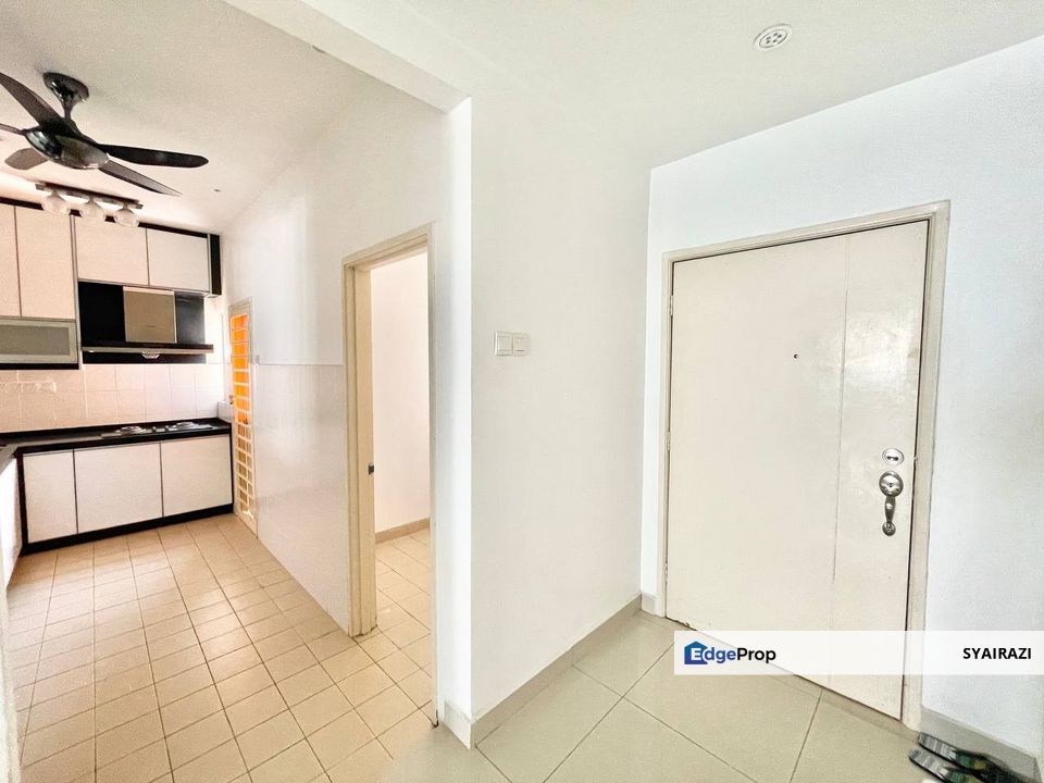 RENOVATED Aman Heights Condominium, Seri Kembangan, Selangor, Seri Kembangan