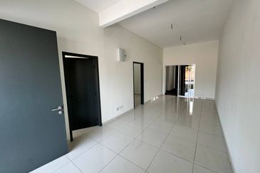 J1 Residence @ Jenderam