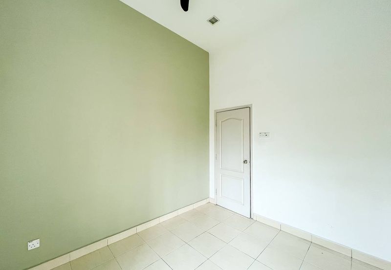 Villa Park Condominium