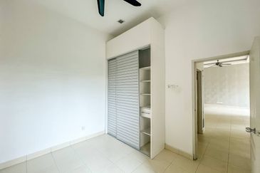 Villa Park Condominium