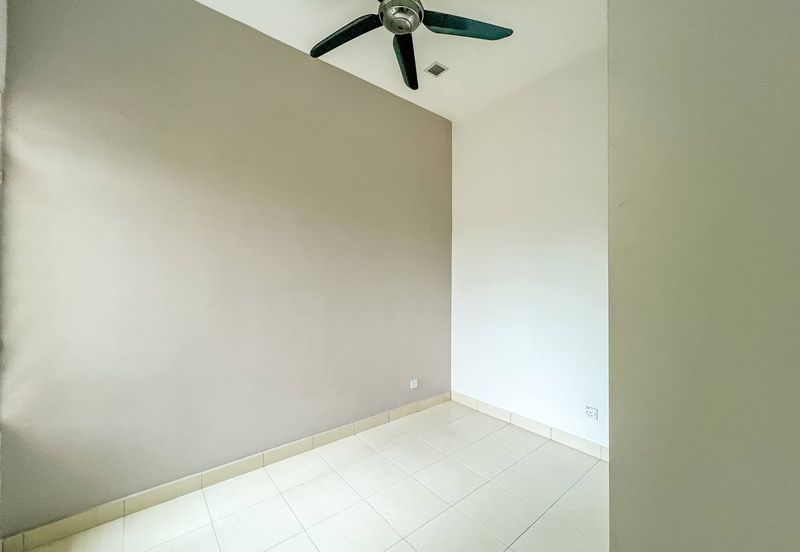 Villa Park Condominium