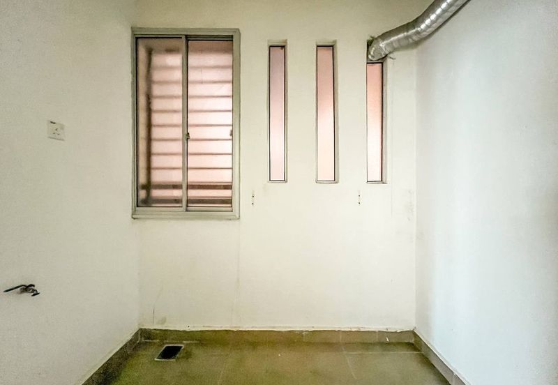 Villa Park Condominium