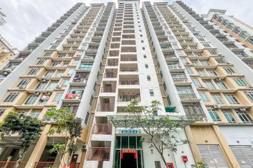 Villa Park Condominium