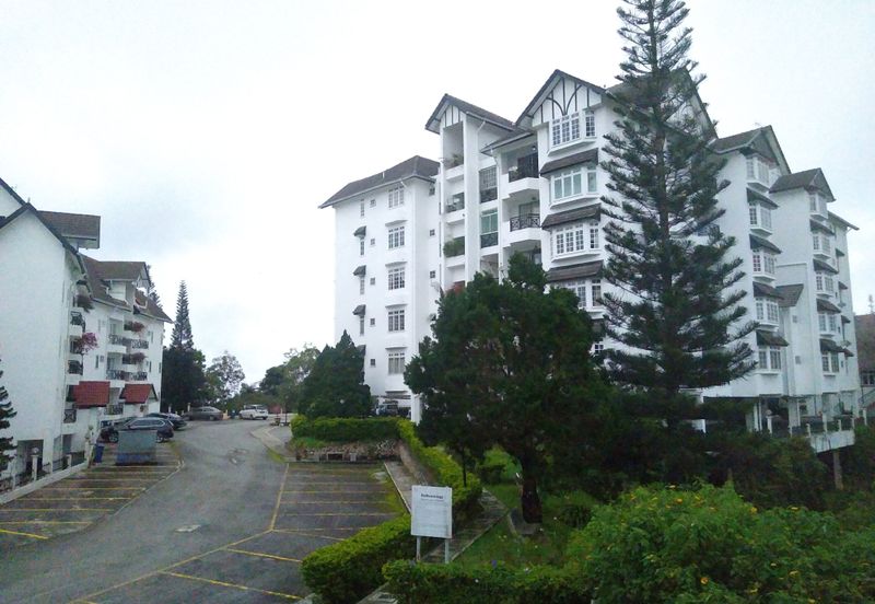 Silverpark Apartment