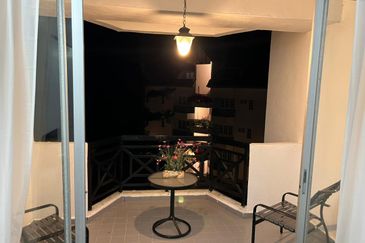 Silverpark Apartment