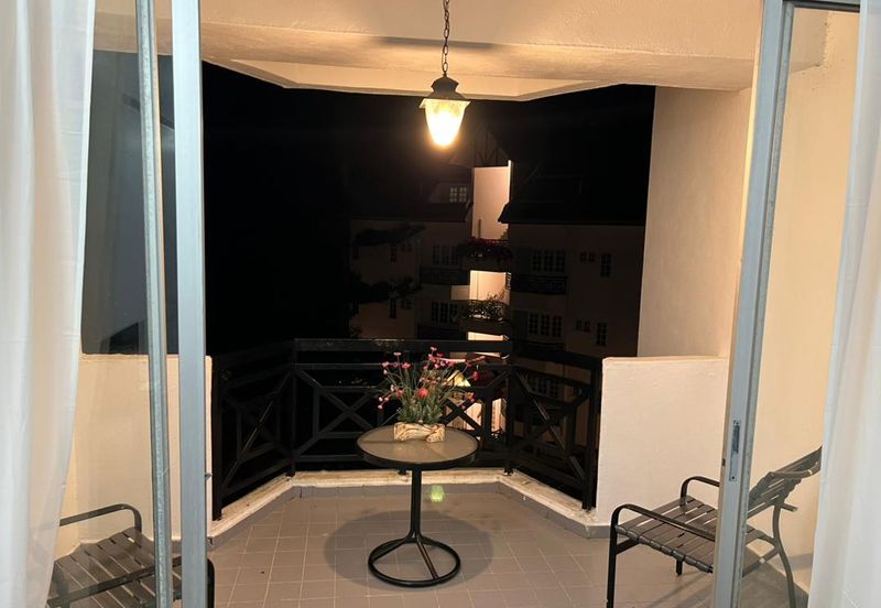 Silverpark Apartment