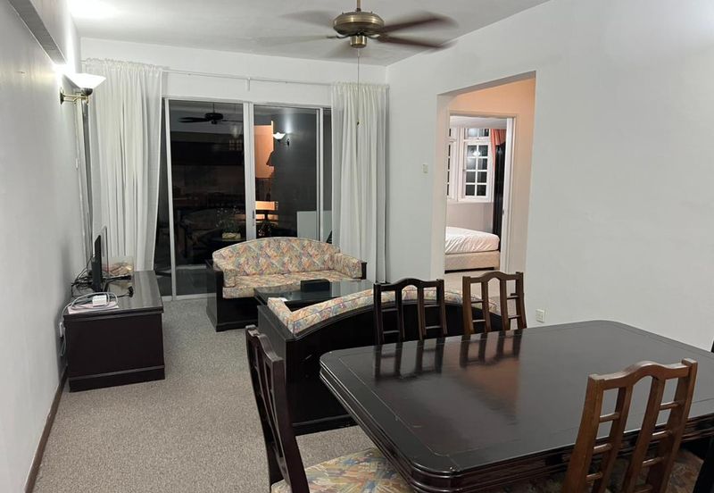 Silverpark Apartment