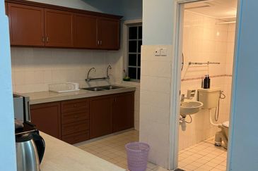 Silverpark Apartment