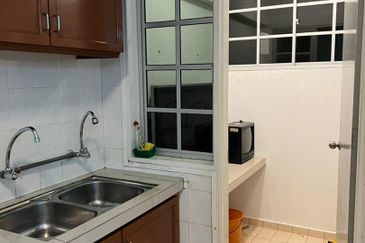 Silverpark Apartment