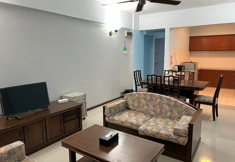 Silverpark Apartment