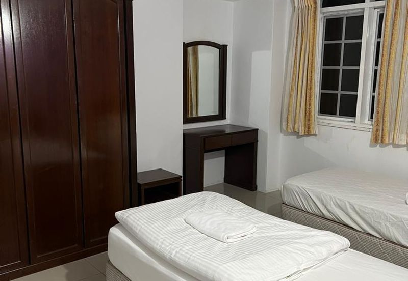 Silverpark Apartment