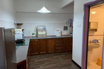 Silverpark Apartment