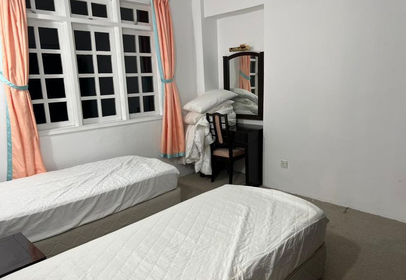 Silverpark Apartment