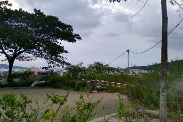 Bungalow Lot Middle of Town @ Bandar Coalfields Selangor