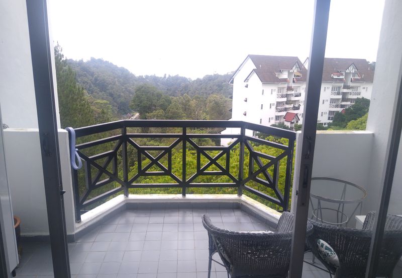 Silverpark Apartment