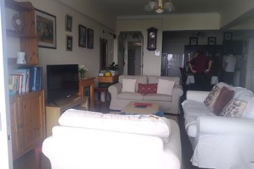 Silverpark Apartment