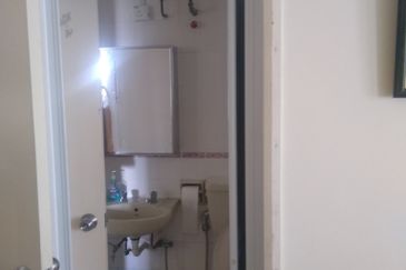 Silverpark Apartment