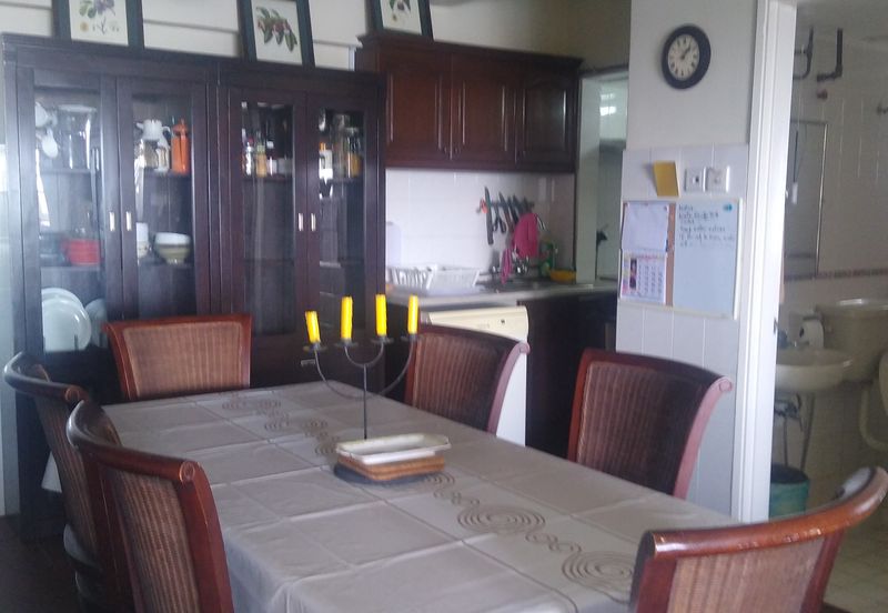 Silverpark Apartment