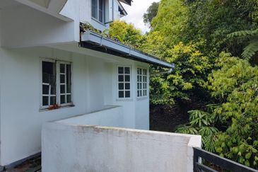 Silverpark Apartment