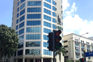 Plaza Dwitasik, Bandar Sri Permaisuri