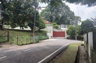Large Bangalow Land @ Klang, Selangor